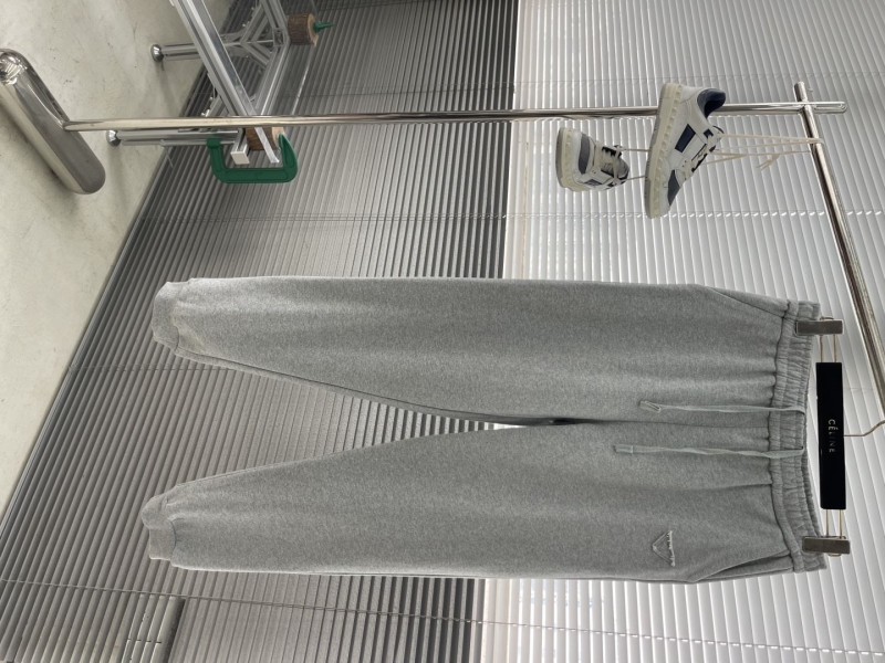 Pra*a long pants